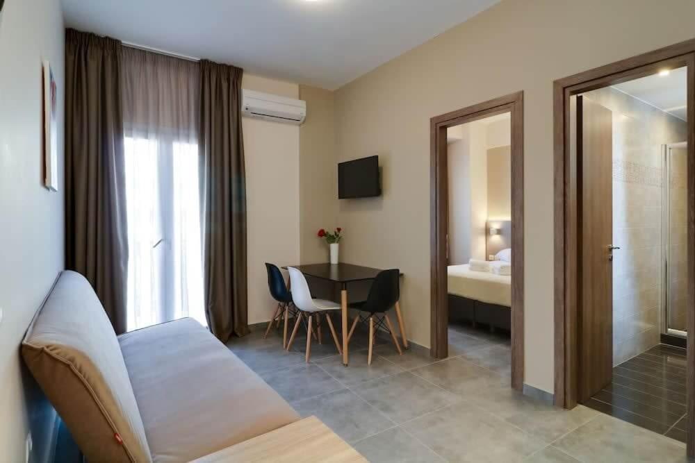 Hotel Continent Gagra Eksteriør billede