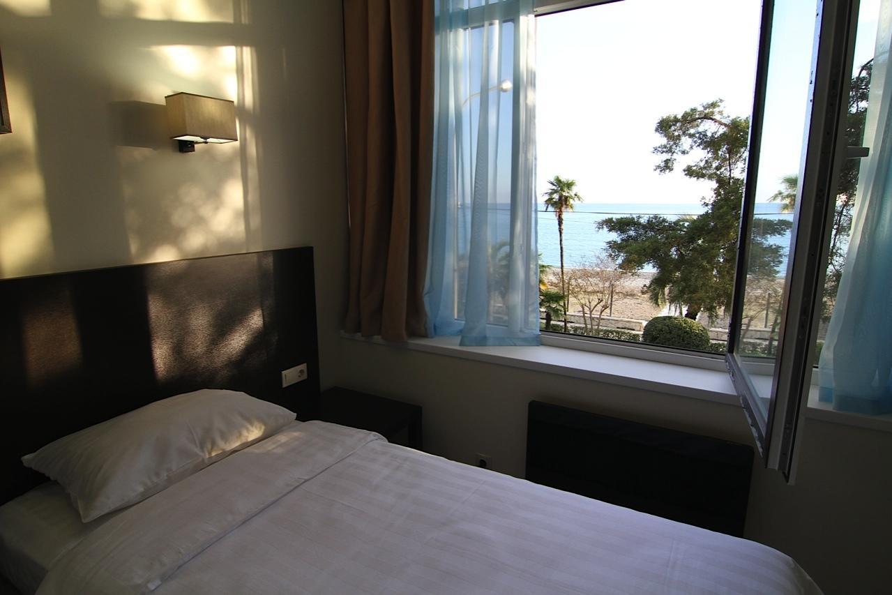 Hotel Continent Gagra Eksteriør billede