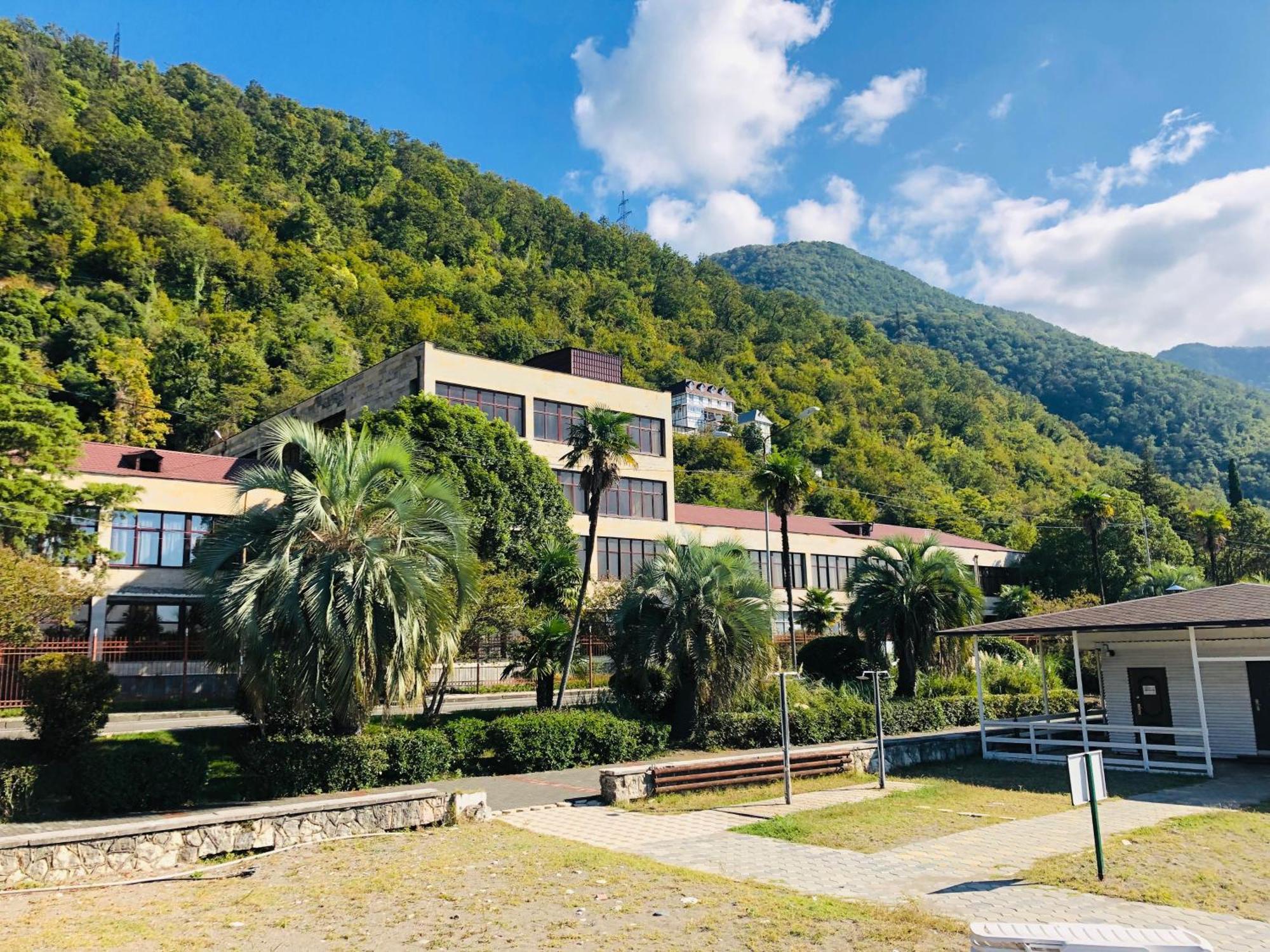 Hotel Continent Gagra Eksteriør billede